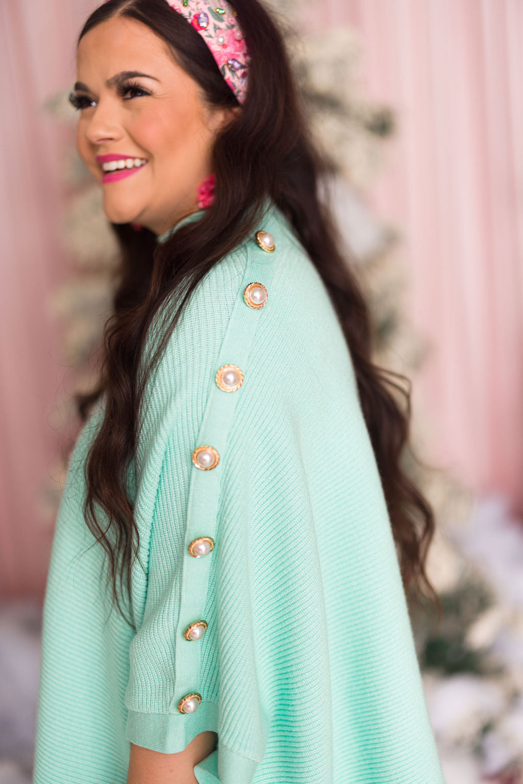 Luxe Knit Cape in Mint