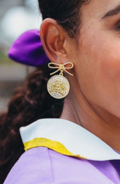 East Carolina Logo Pearl Medallion Earring