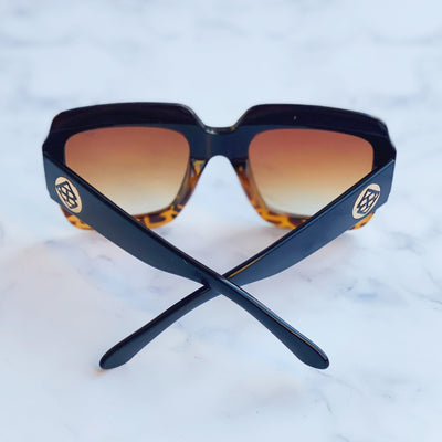 SEASONLESS SUNNIES